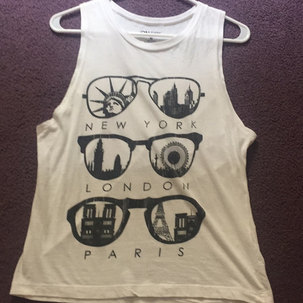 Graphic muscle tee